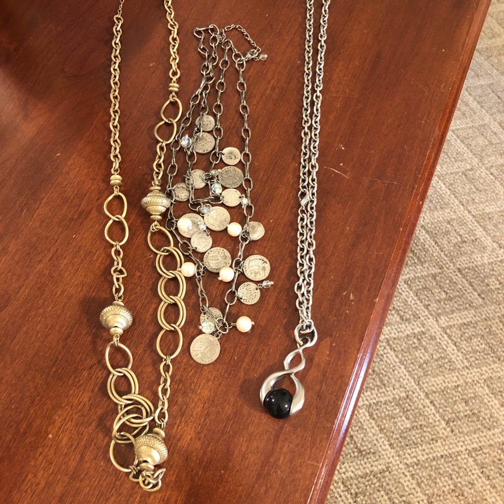 Lot of necklaces
